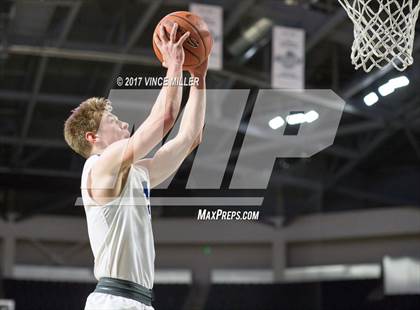Thumbnail 2 in Seattle Prep vs. Spanaway Lake photogallery.