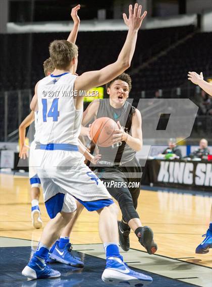 Thumbnail 1 in Seattle Prep vs. Spanaway Lake photogallery.