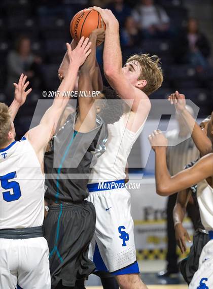 Thumbnail 2 in Seattle Prep vs. Spanaway Lake photogallery.