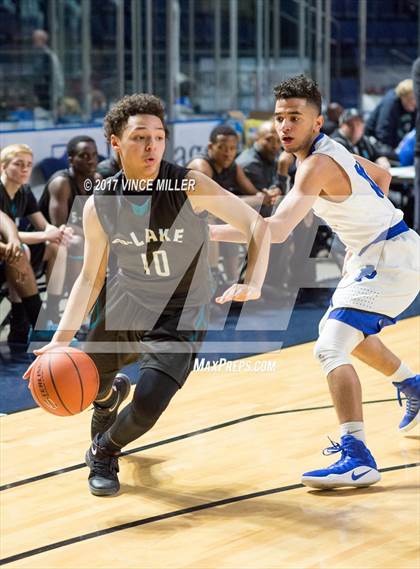 Thumbnail 2 in Seattle Prep vs. Spanaway Lake photogallery.