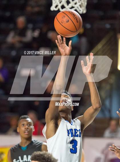Thumbnail 2 in Seattle Prep vs. Spanaway Lake photogallery.