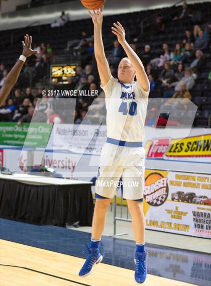 Thumbnail 2 in Seattle Prep vs. Spanaway Lake photogallery.