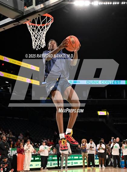 Thumbnail 1 in McDonald's All American Games (Slam Dunk) photogallery.