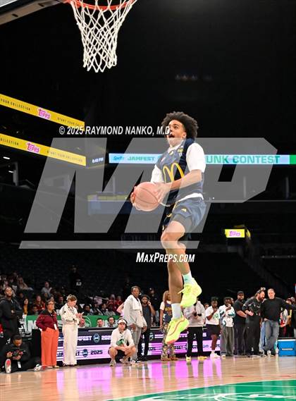 Thumbnail 3 in McDonald's All American Games (Slam Dunk) photogallery.