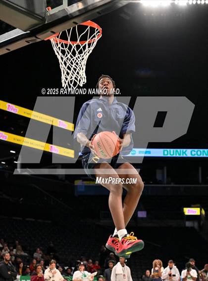 Thumbnail 3 in McDonald's All American Games (Slam Dunk) photogallery.