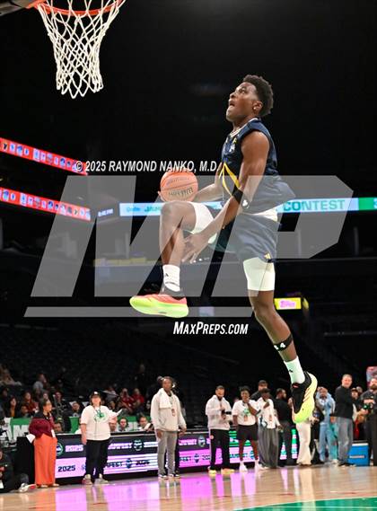 Thumbnail 3 in McDonald's All American Games (Slam Dunk) photogallery.