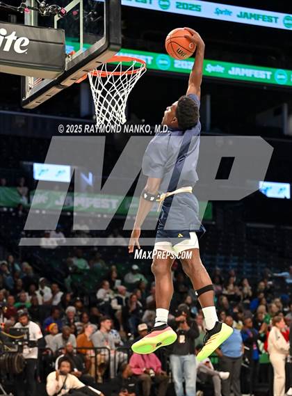 Thumbnail 2 in McDonald's All American Games (Slam Dunk) photogallery.