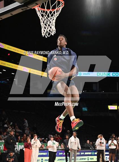 Thumbnail 3 in McDonald's All American Games (Slam Dunk) photogallery.