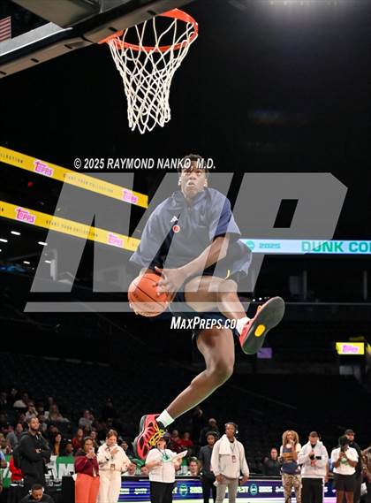 Thumbnail 1 in McDonald's All American Games (Slam Dunk) photogallery.