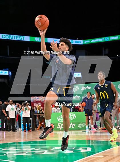 Thumbnail 1 in McDonald's All American Games (Slam Dunk) photogallery.