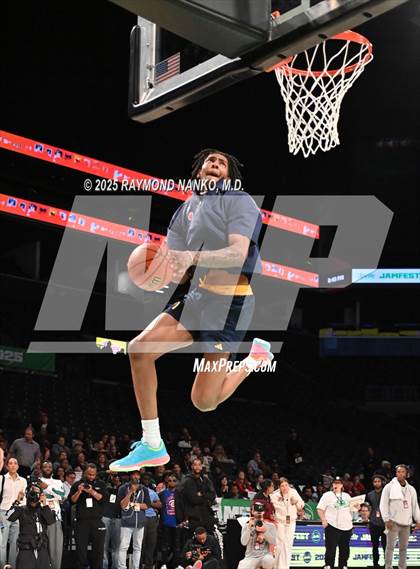 Thumbnail 1 in McDonald's All American Games (Slam Dunk) photogallery.