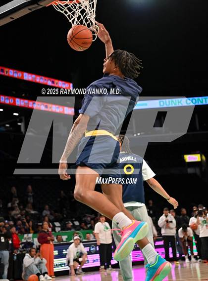Thumbnail 3 in McDonald's All American Games (Slam Dunk) photogallery.