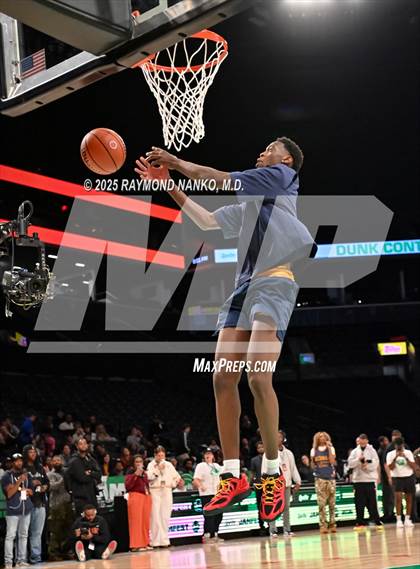 Thumbnail 2 in McDonald's All American Games (Slam Dunk) photogallery.