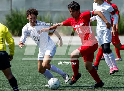 Thumbnail 1 in Pasadena vs. Troy photogallery.