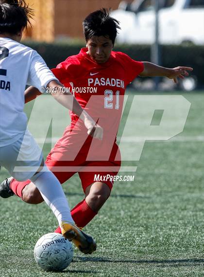 Thumbnail 3 in Pasadena vs. Troy photogallery.