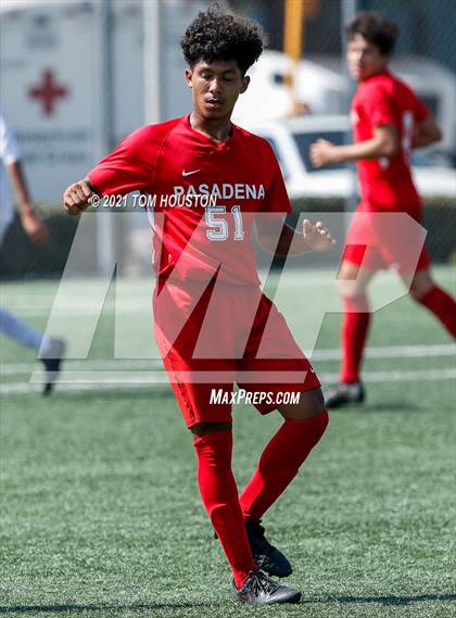Thumbnail 3 in Pasadena vs. Troy photogallery.