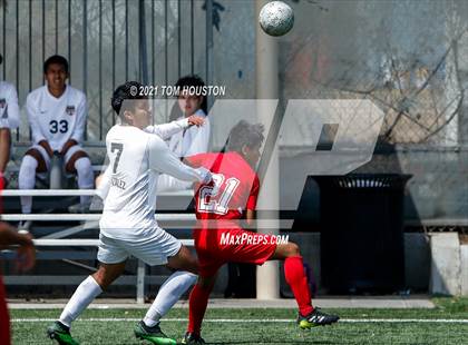 Thumbnail 2 in Pasadena vs. Troy photogallery.