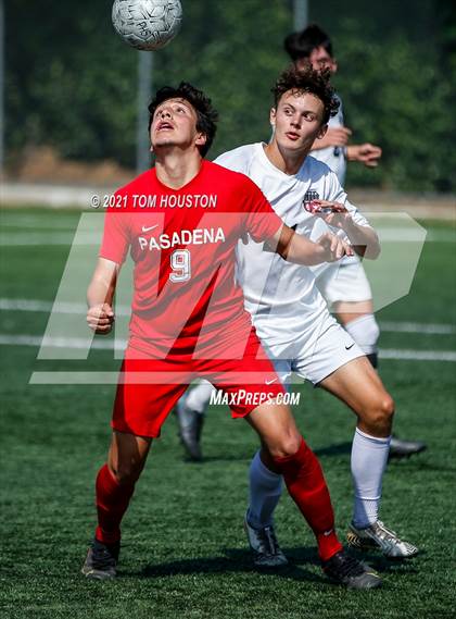 Thumbnail 3 in Pasadena vs. Troy photogallery.