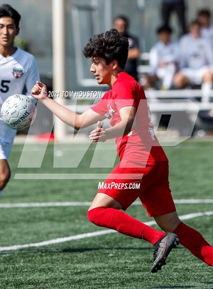 Thumbnail 2 in Pasadena vs. Troy photogallery.