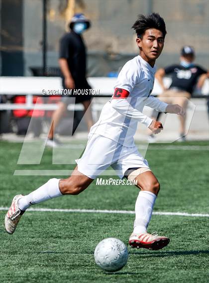 Thumbnail 2 in Pasadena vs. Troy photogallery.