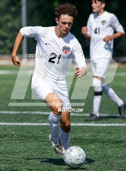 Thumbnail 3 in Pasadena vs. Troy photogallery.