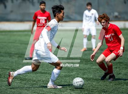 Thumbnail 1 in Pasadena vs. Troy photogallery.