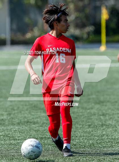 Thumbnail 3 in Pasadena vs. Troy photogallery.