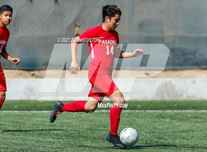 Thumbnail 3 in Pasadena vs. Troy photogallery.