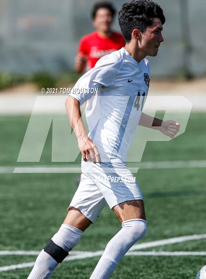Thumbnail 3 in Pasadena vs. Troy photogallery.
