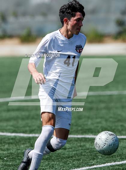 Thumbnail 2 in Pasadena vs. Troy photogallery.