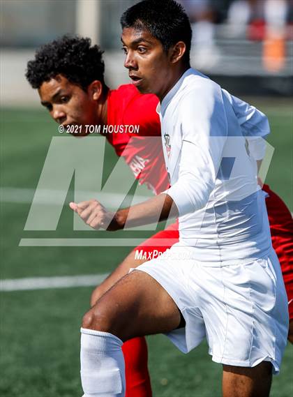Thumbnail 3 in Pasadena vs. Troy photogallery.
