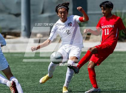 Thumbnail 2 in Pasadena vs. Troy photogallery.
