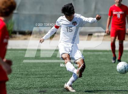 Thumbnail 1 in Pasadena vs. Troy photogallery.
