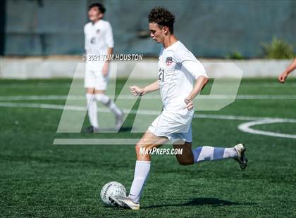 Thumbnail 1 in Pasadena vs. Troy photogallery.