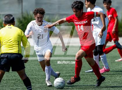 Thumbnail 2 in Pasadena vs. Troy photogallery.