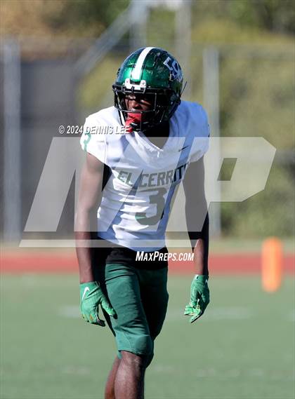 Thumbnail 1 in El Cerrito @ Salesian College Preparatory photogallery.