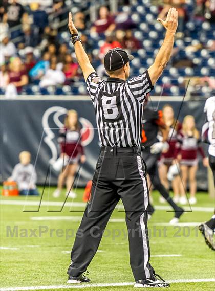 Thumbnail 3 in Waskom vs. Refugio (UIL 2A D2 Semifinal) photogallery.