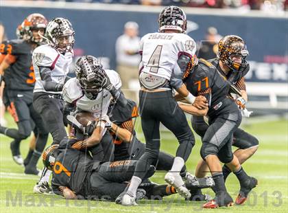 Thumbnail 3 in Waskom vs. Refugio (UIL 2A D2 Semifinal) photogallery.