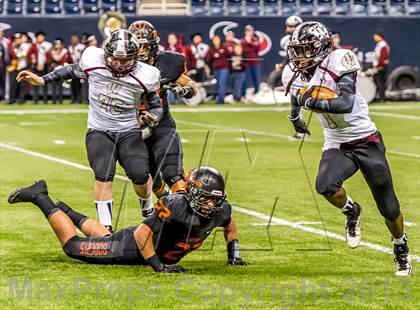 Thumbnail 2 in Waskom vs. Refugio (UIL 2A D2 Semifinal) photogallery.