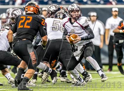 Thumbnail 2 in Waskom vs. Refugio (UIL 2A D2 Semifinal) photogallery.
