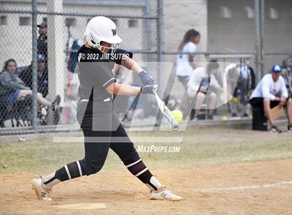 Thumbnail 1 in Montgomery vs Waller (Brenham Tournament) photogallery.