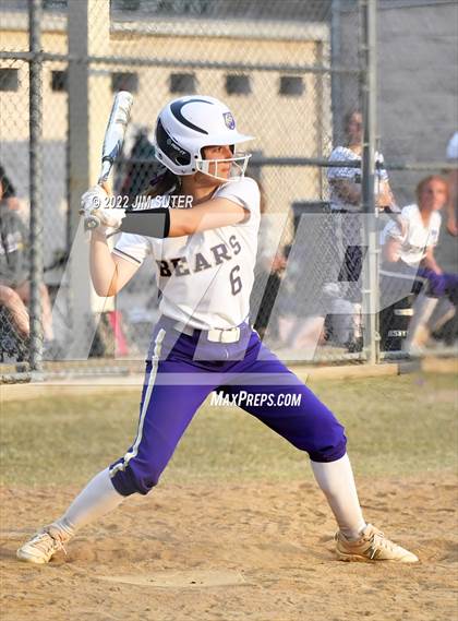Thumbnail 2 in Montgomery vs Waller (Brenham Tournament) photogallery.