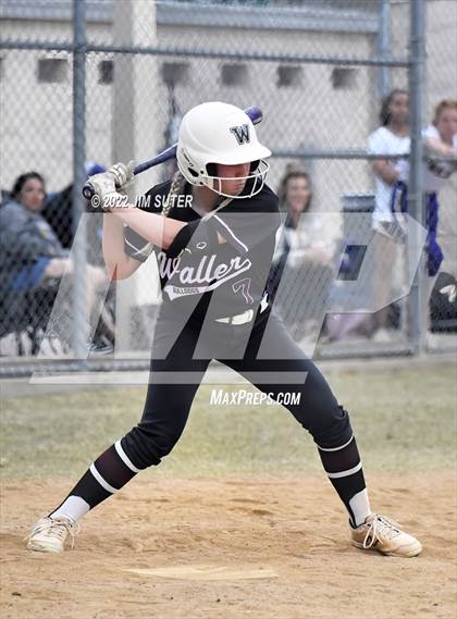 Thumbnail 2 in Montgomery vs Waller (Brenham Tournament) photogallery.