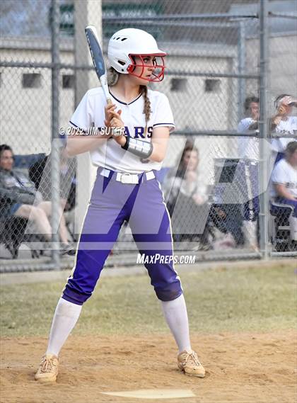 Thumbnail 1 in Montgomery vs Waller (Brenham Tournament) photogallery.
