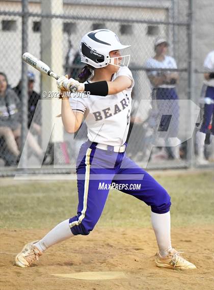 Thumbnail 3 in Montgomery vs Waller (Brenham Tournament) photogallery.