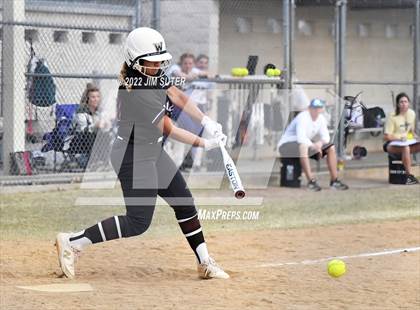 Thumbnail 3 in Montgomery vs Waller (Brenham Tournament) photogallery.