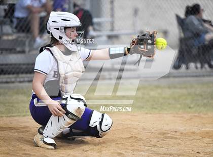 Thumbnail 2 in Montgomery vs Waller (Brenham Tournament) photogallery.