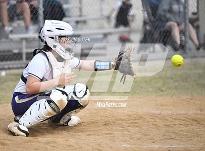 Thumbnail 1 in Montgomery vs Waller (Brenham Tournament) photogallery.