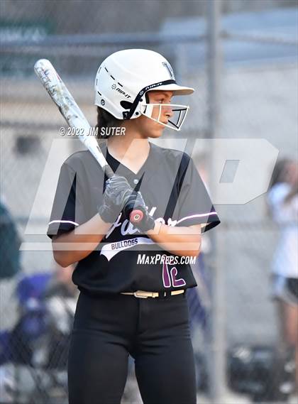 Thumbnail 2 in Montgomery vs Waller (Brenham Tournament) photogallery.