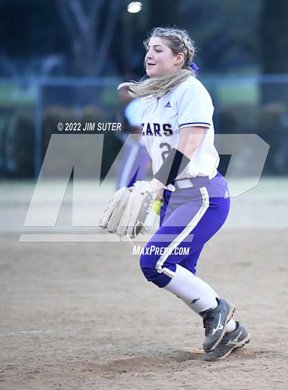 Thumbnail 2 in Montgomery vs Waller (Brenham Tournament) photogallery.